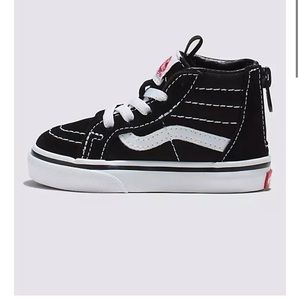 Baby/ Toddler Vans Legendary Sk8-Hi with heel zippers, size 2.5, black 🖤